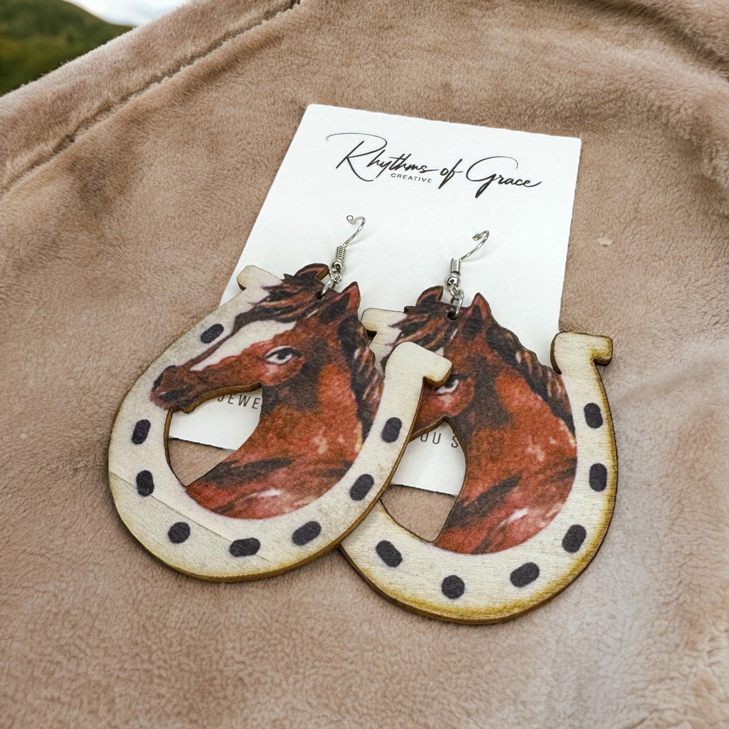 Rustic Chic: Wooden Horse & Horseshoe Dangle Earrings - Equestrian Elegance!