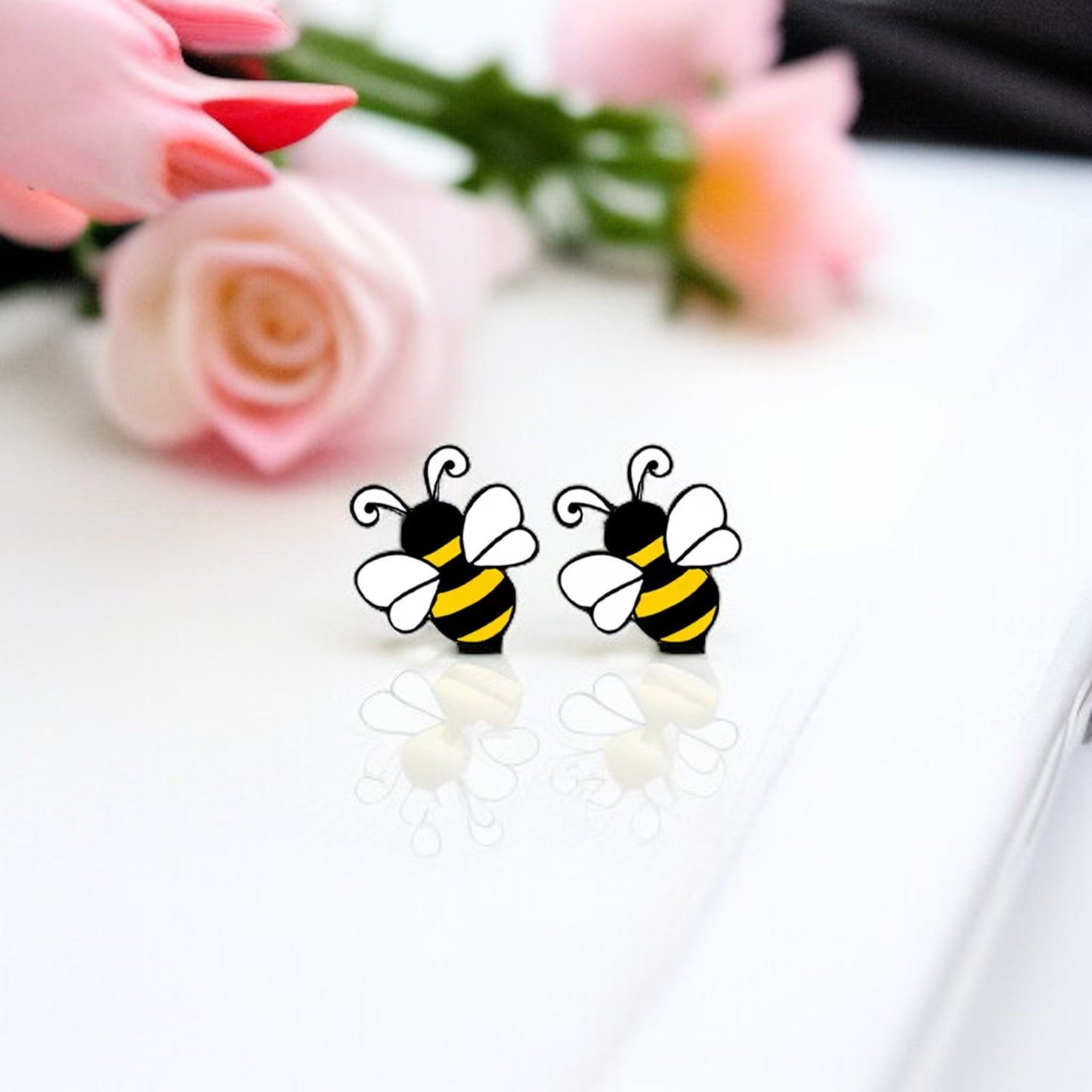 Buzz Into Style with Adorable Bee Stud Earrings! 🐝