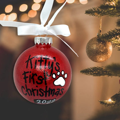 Pawsitively Adorable: Kitty's First Christmas Ornament!