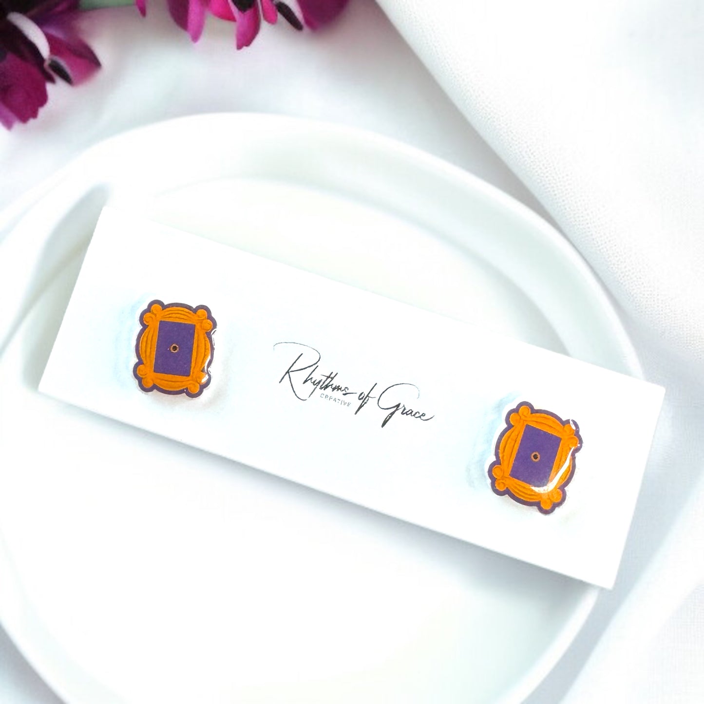 Central Perk Chic: FRIENDS-Themed Stud Earrings in Three Fun Colors!