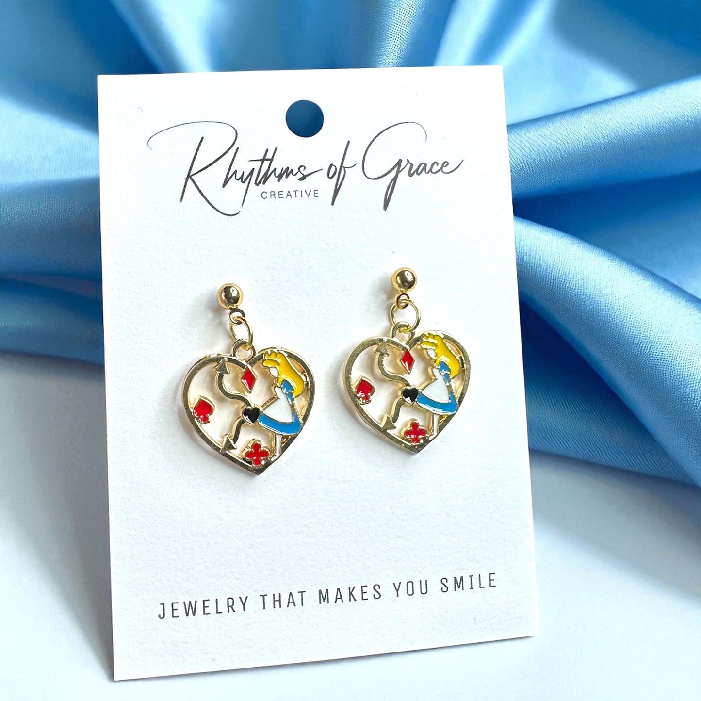 Enchanting Alice in Wonderland Mismatched Dangle Earrings | Whimsical Style & Unique Charm