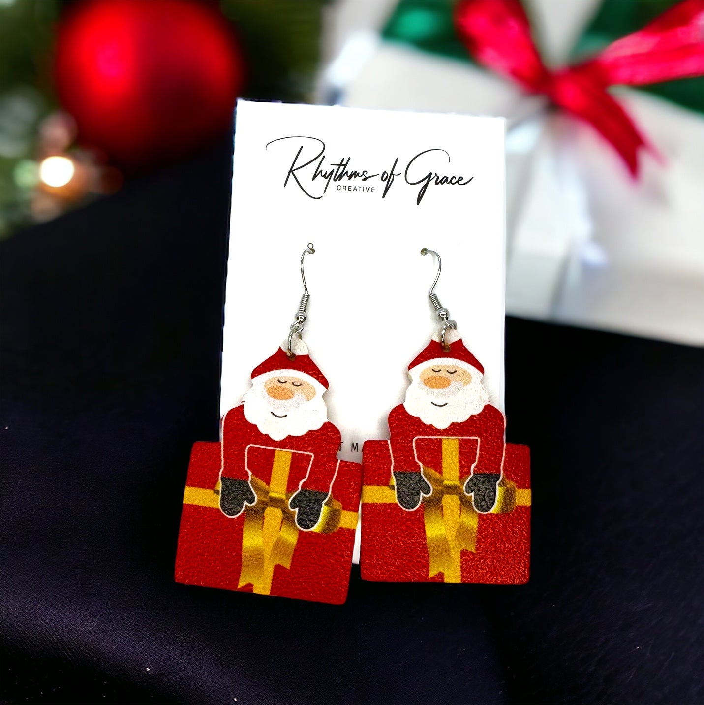 Dazzle in Holiday Spirit with Our Christmas Dangle Earrings! 🎄🎅✨