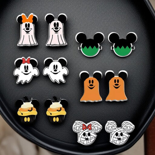 Hauntingly Cute Halloween Stud Earrings – Spooktacular Styles Await!