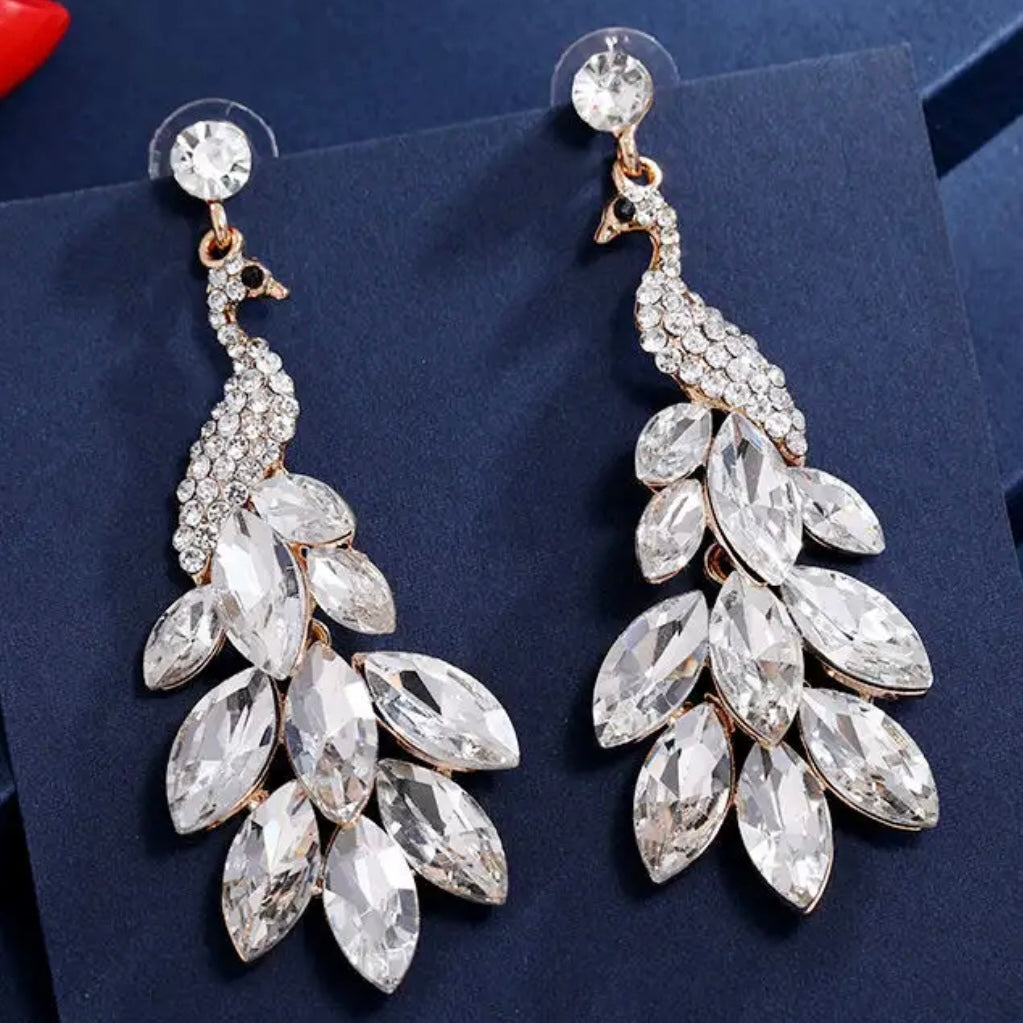 Radiant Peacock Glam Earrings – Feather Your Style with Sparkle!