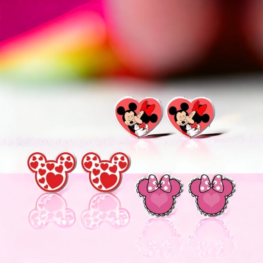 Love in the Air: Whimsical Mickey & Minnie Valentine’s Day Earrings!