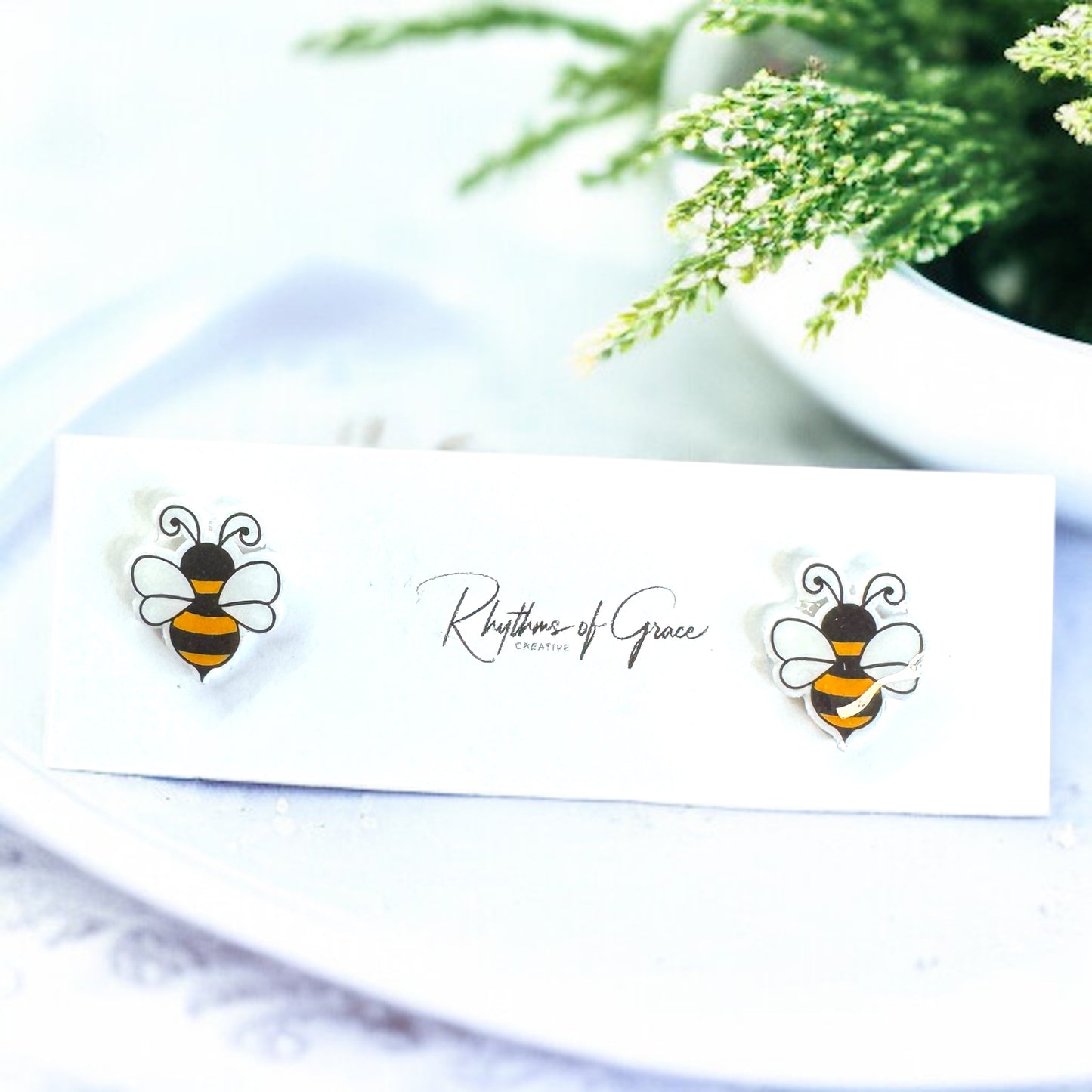 Buzz Into Style with Adorable Bee Stud Earrings! 🐝