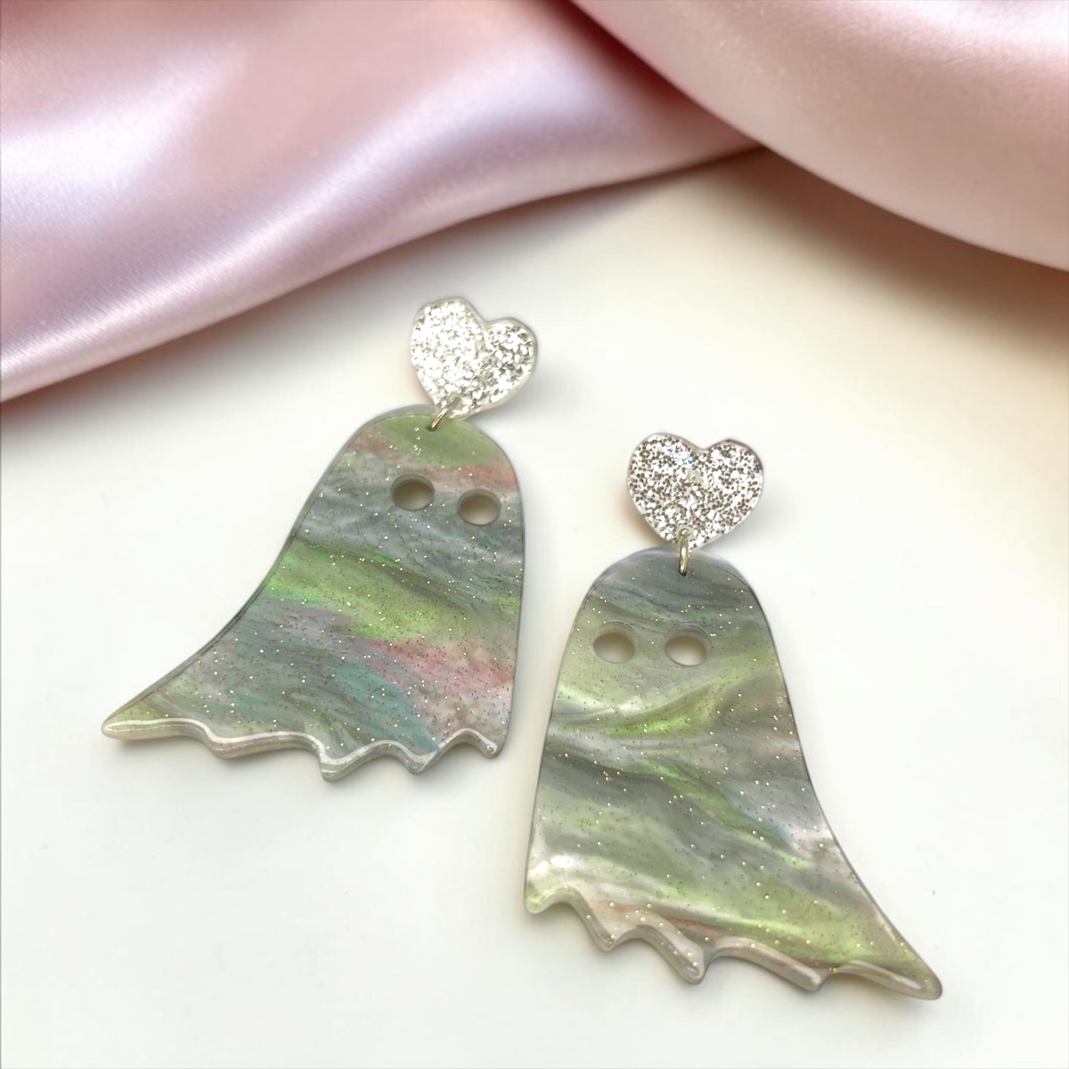 Spook-tacular Marble and Glitter Ghost Earrings 👻