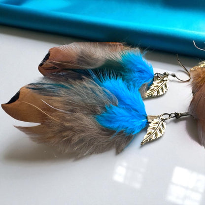 Feather Dangle Earrings – Boho Chic in Every Color! 🪶