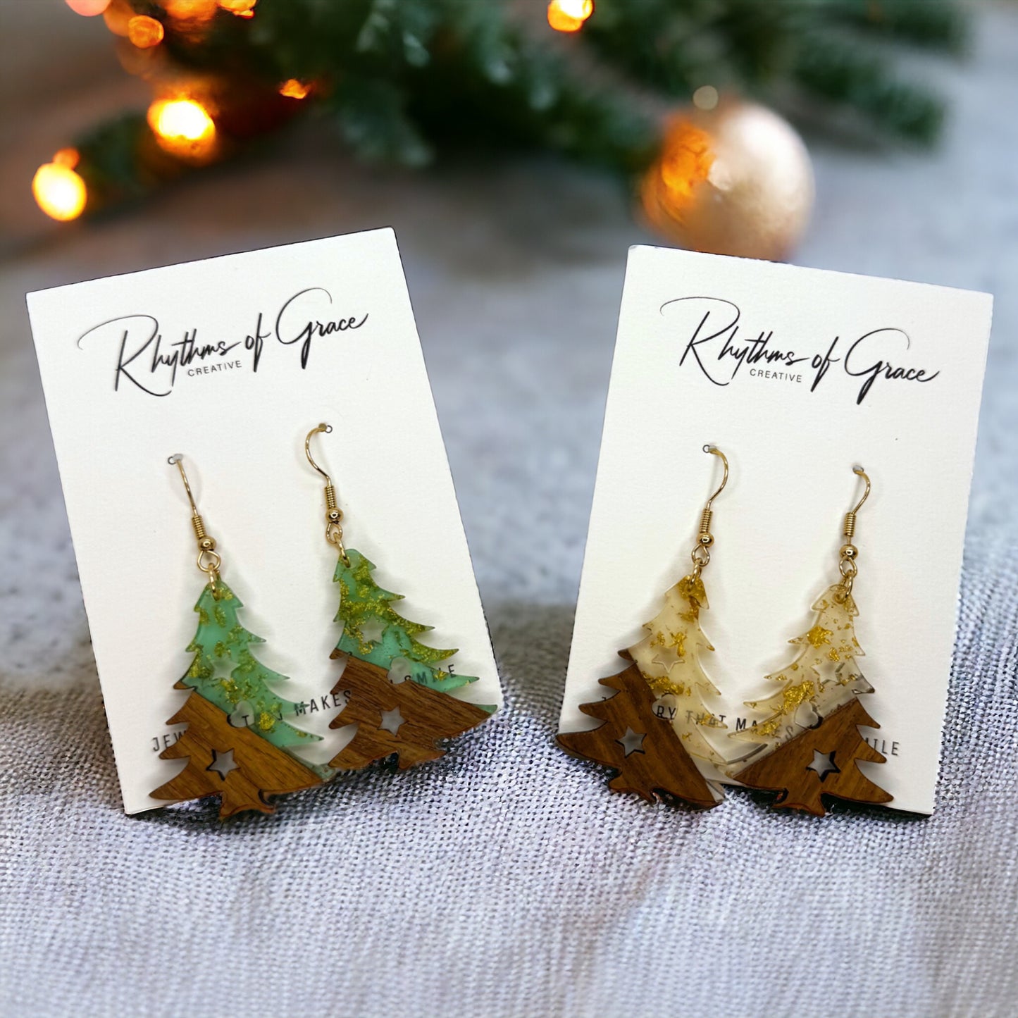 Trim Your Ears with Cheer – Christmas Tree Earrings in Gold or Green! ✨