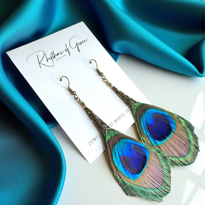 Peacock Feather Dangle Earrings – Add Some Festival Flair!