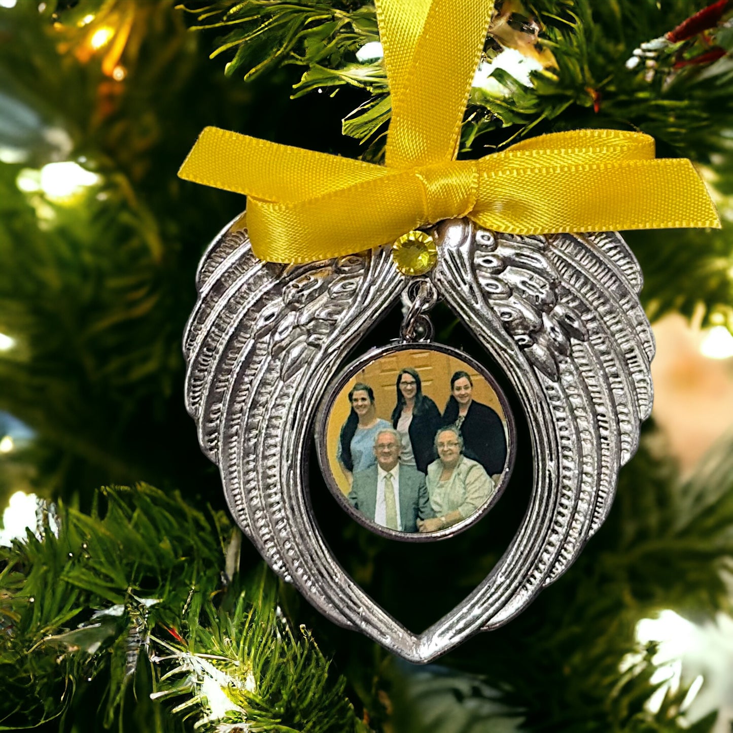 Heavenly Angel Wings Memorial Ornament – Custom Keepsake for Cherished Memories
