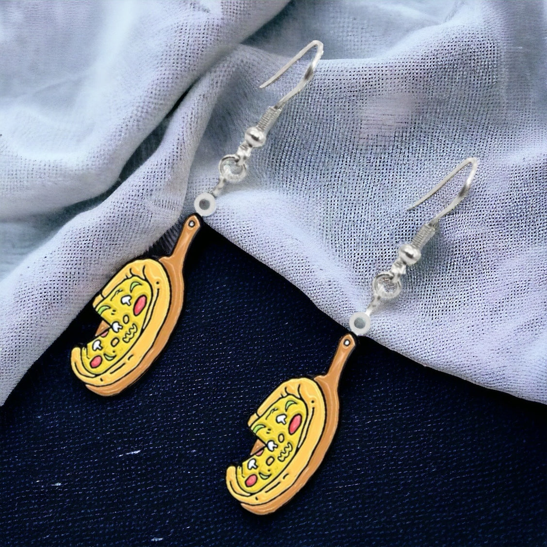 Pizza Your Heart Out: Adorable Pizza Earrings for Food Lovers! 🍕