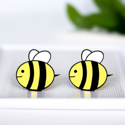 Buzz Into Style with Adorable Bee Stud Earrings! 🐝