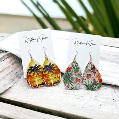 Tropical Bliss Earrings: Island Vibes Ready to Wear!