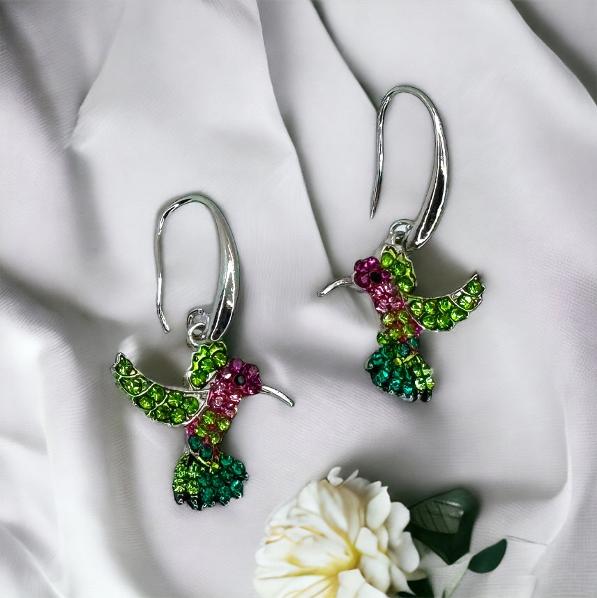 Sparkling Hummingbird Earrings - Nature's Artistry in Your Ears! 