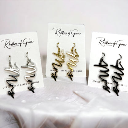 Say "I Do" to Style with Our Stunning MRS Bride Dangle Earrings! 🎉