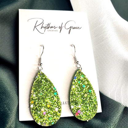 Sparkle & Shine: Green Glitter Teardrop Dangle Earrings ✨