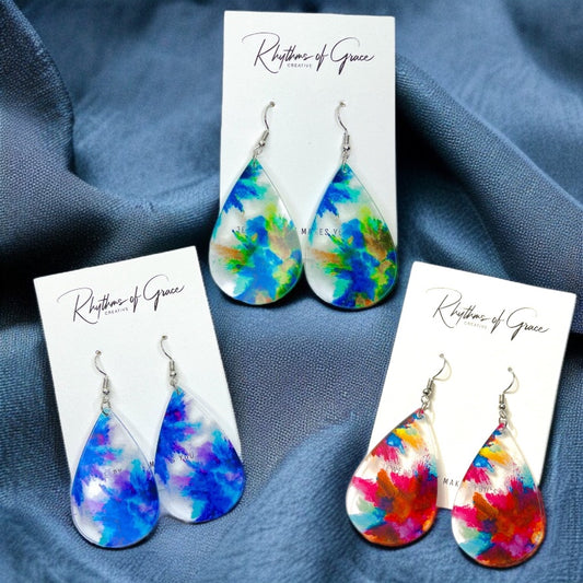 Boho Chic Watercolor Teardrop Earrings: Artistic Elegance for Your Ears!