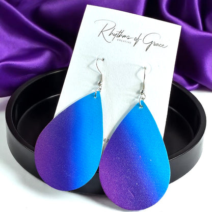 Heartfelt Glam: Blue & Purple Teardrop Dangle Earrings – Personalize Your Style