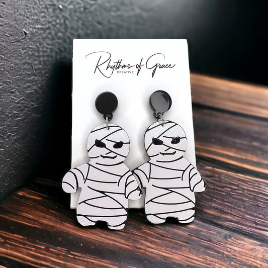 Mummy Earrings - Unwrap the Halloween Fun! - Rhythms of Grace Creative