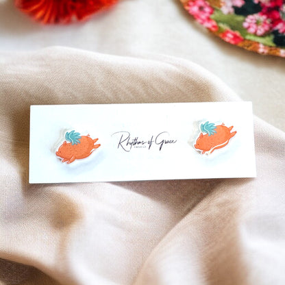 Soar with Style: Adorable Flying Pig Stud Earrings!