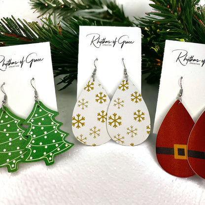 Jingle All the Way with Christmas Dangle Earrings! 🎄✨