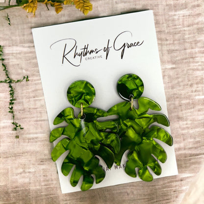 Green Plant Earrings - Embrace Botanical Elegance! 🌿 - Rhythms of Grace Creative