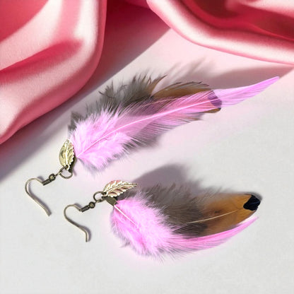 Feather Dangle Earrings – Boho Chic in Every Color! 🪶