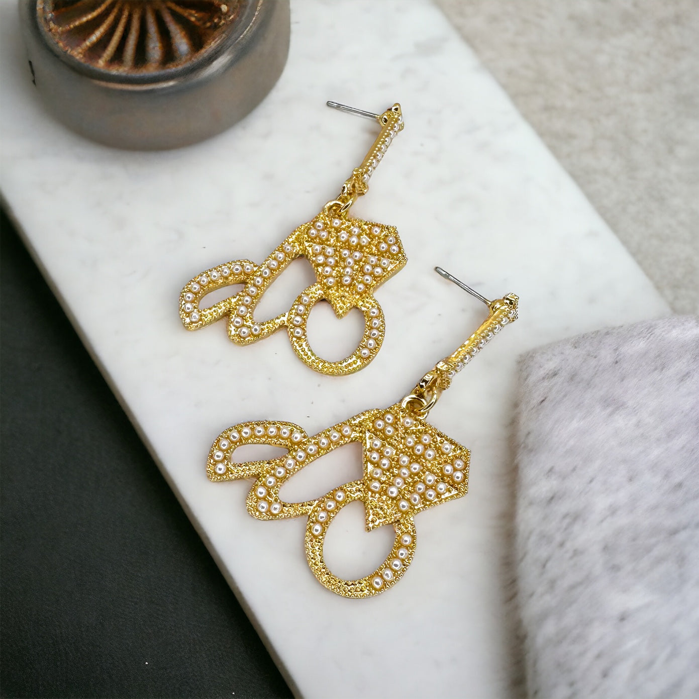 Sparkle & Shine with Our "I Do" Dangle Earrings 💍