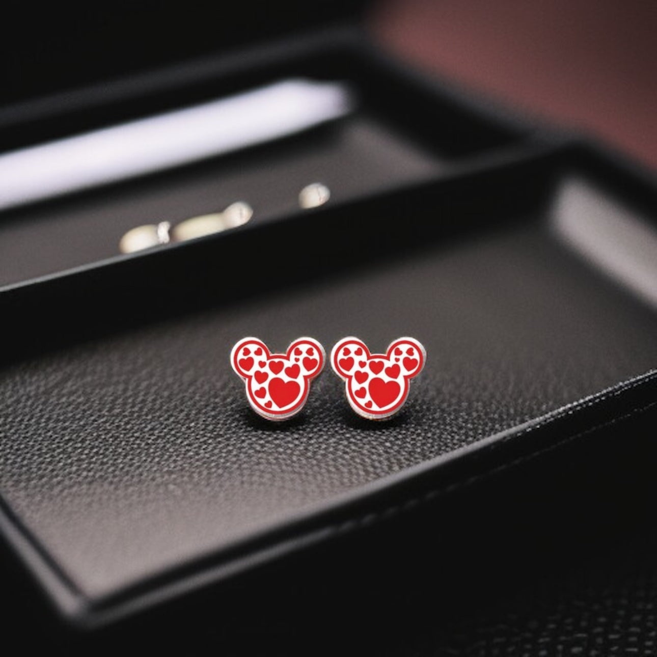 Love in the Air: Whimsical Mickey & Minnie Valentine’s Day Earrings!