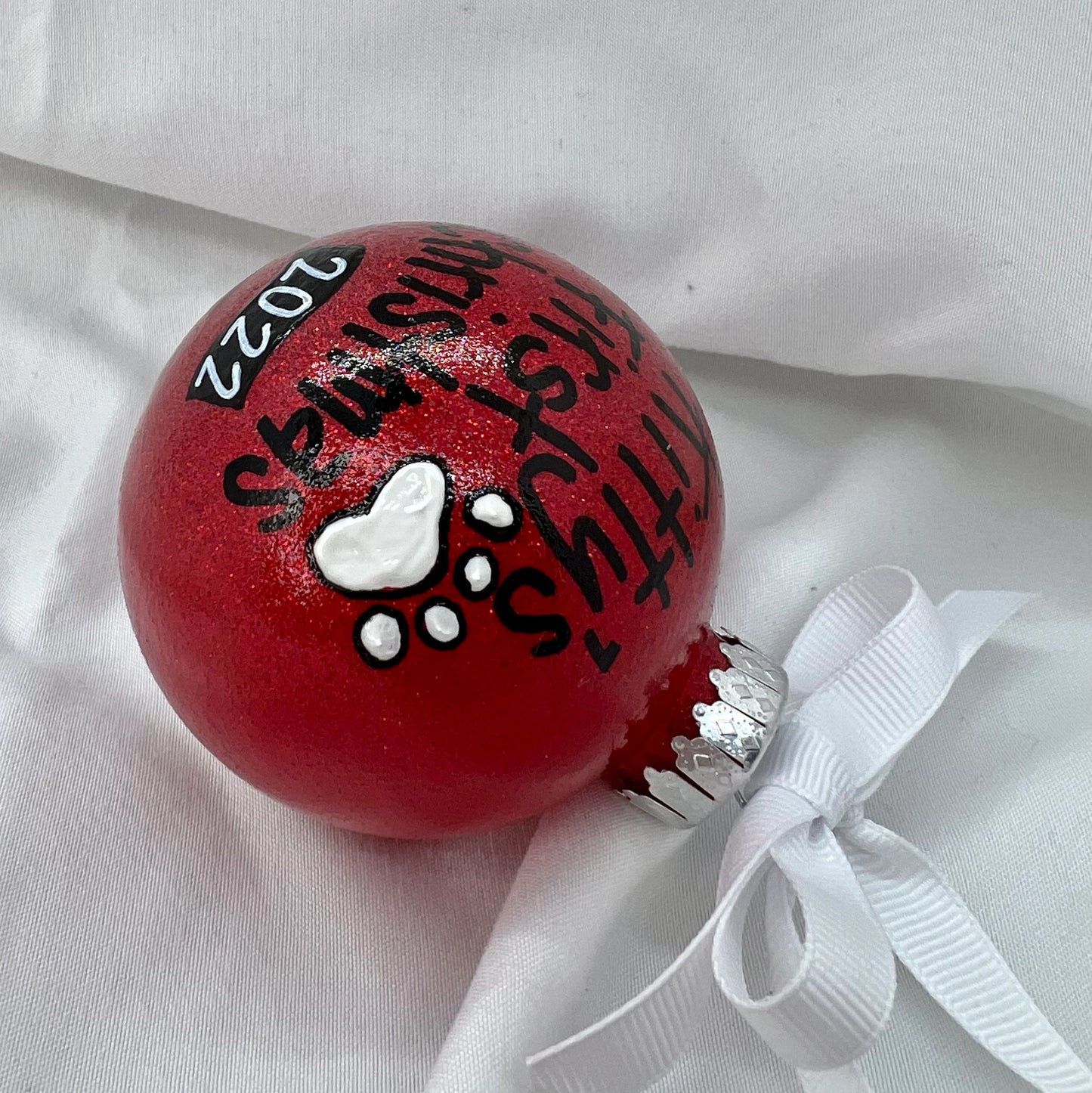 Pawsitively Adorable: Kitty's First Christmas Ornament!