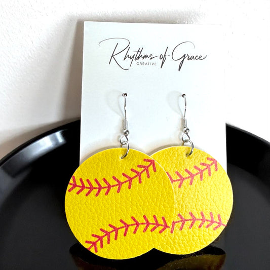 Catch the Game-Changer Softball Earrings! 🥎