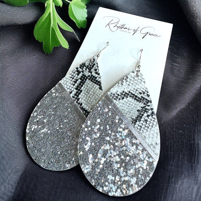 Slither in Style with Our Snake Print Teardrop Dangle Earrings! 🐍