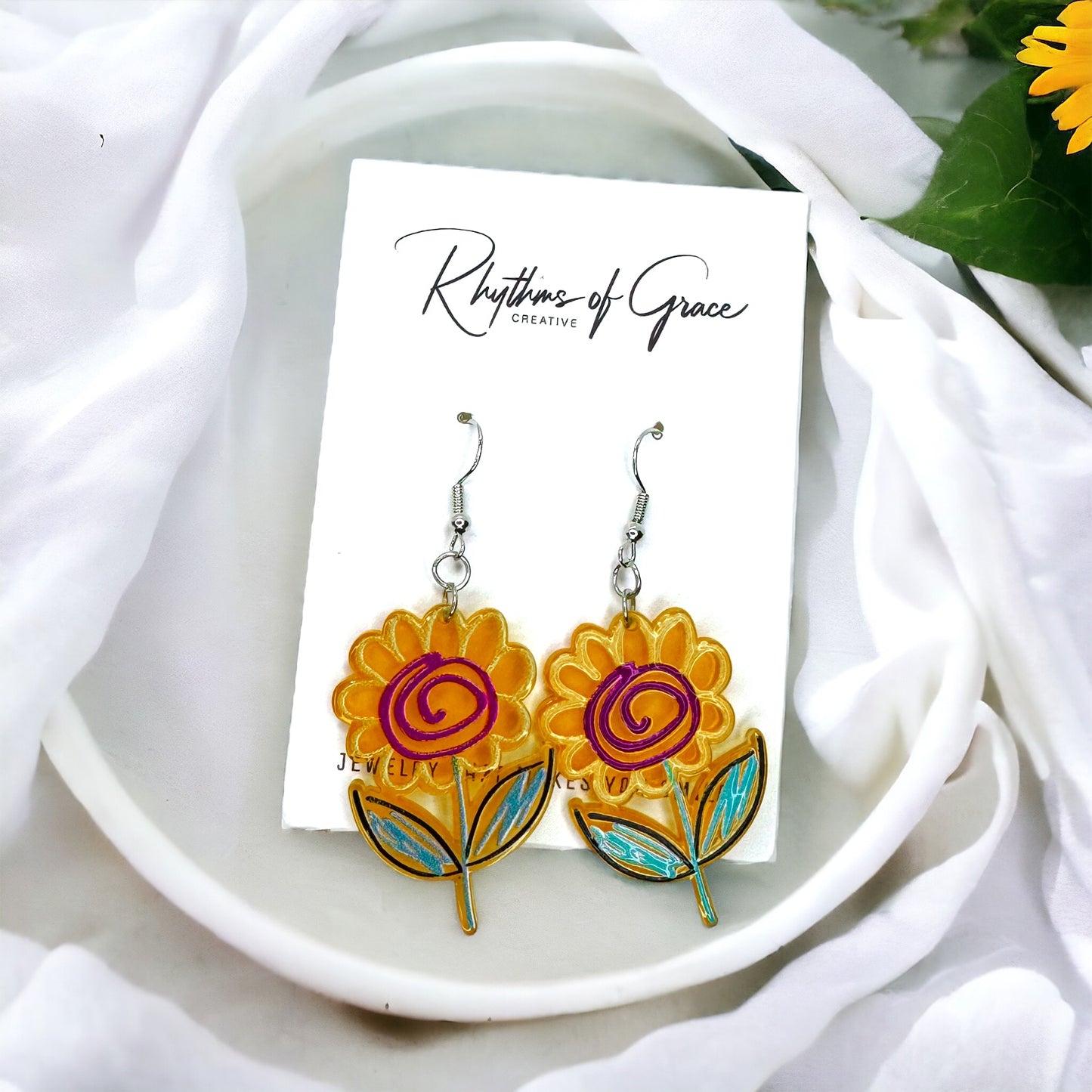 Bloom & Shine: Vibrant Flower Dangle Earrings!