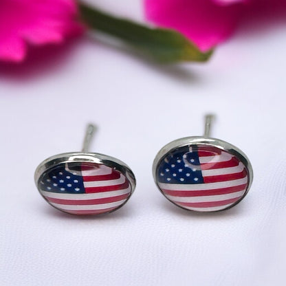 Patriotic Sparkle: American Flag Cabochon Studs!