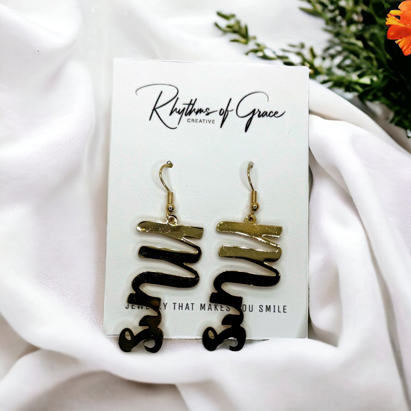 MRS Earrings - Bridal Shower, Bridal Accessories, Bridal Earrings, Engagement Party, Honeymoon, Bridal Earrings, Bridal Accessories, Bride Tribe, Bachelorette