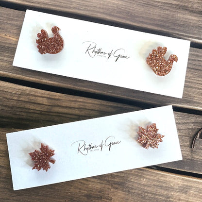 Sparkle and Shine This Thanksgiving with Our Festive Stud Earrings!
