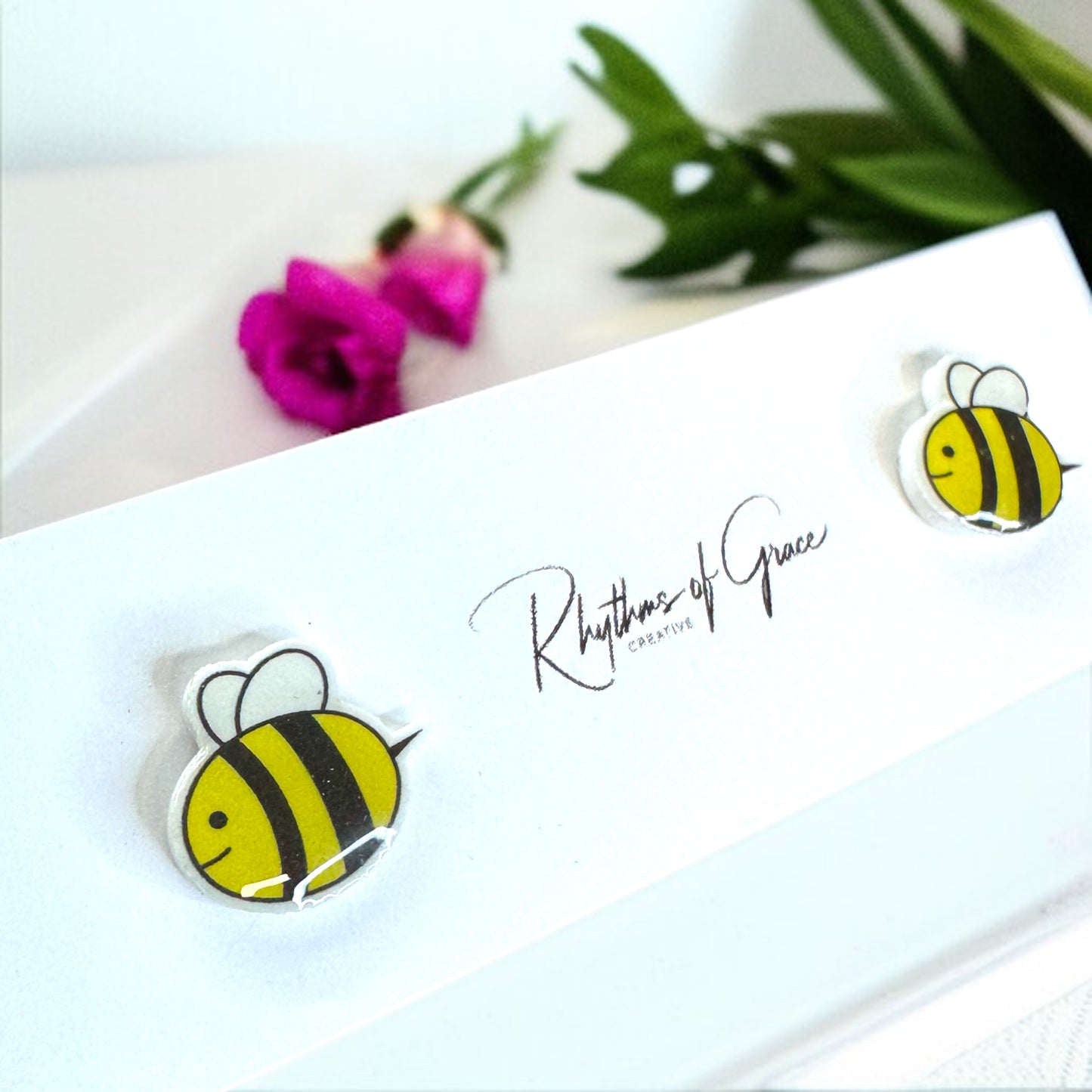 Buzz Into Style with Adorable Bee Stud Earrings! 🐝