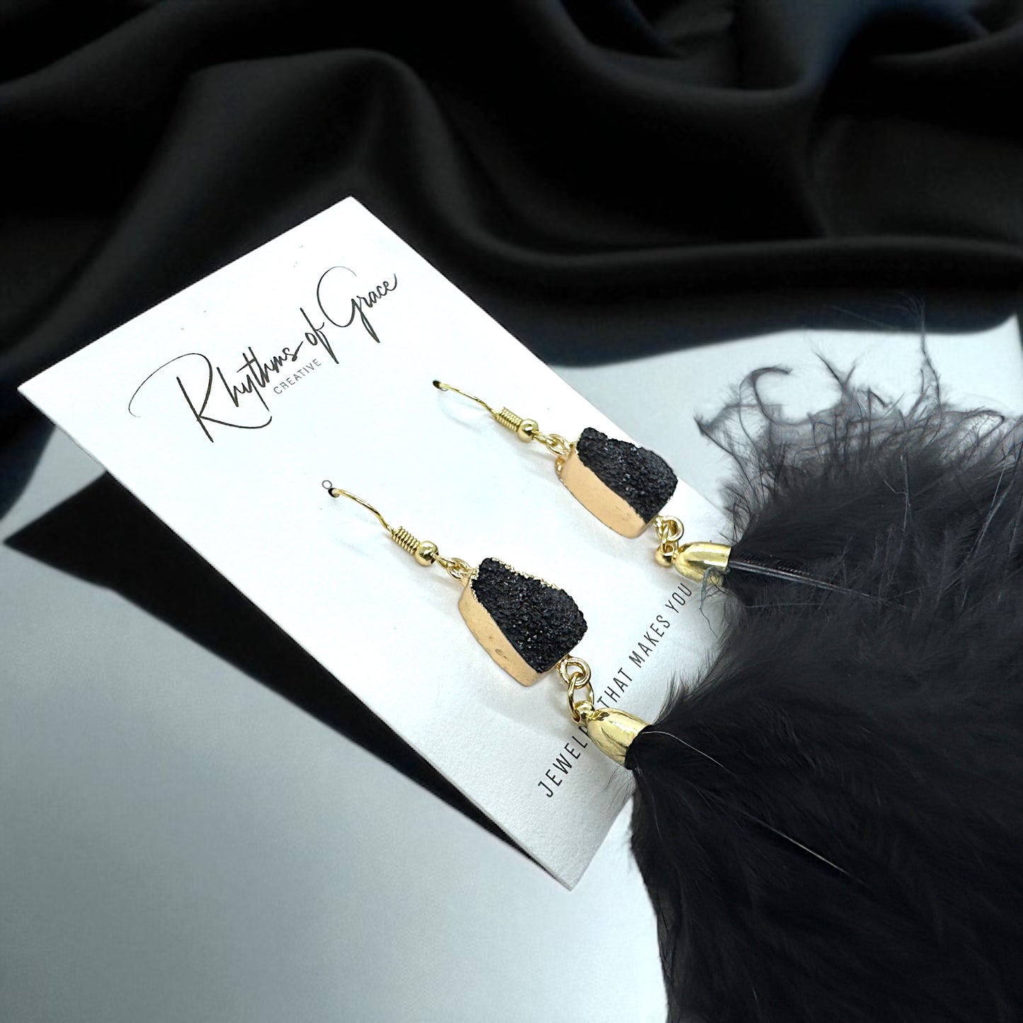 "Feathered Dreams" Druzy Dangle Earrings – Embrace Your Boho Sparkle!