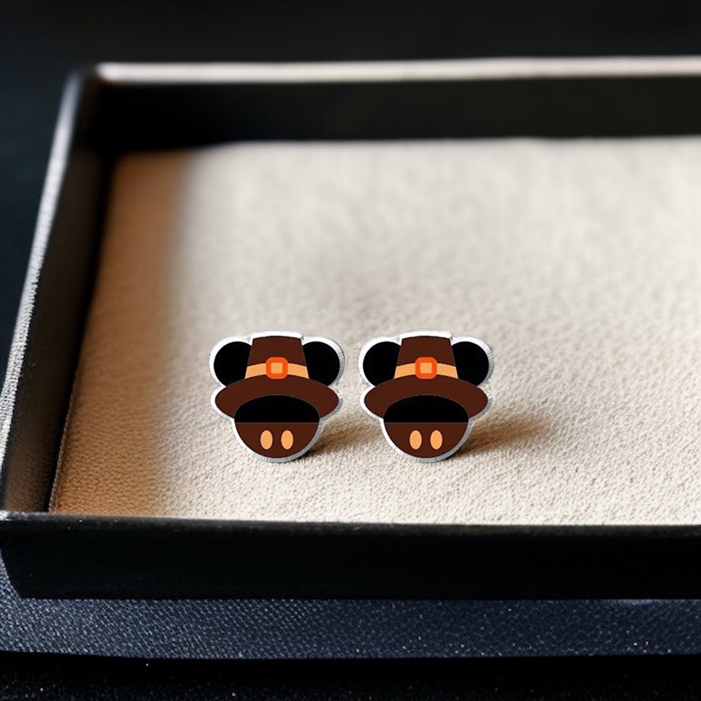 Thanksgiving Chic: Adorable Mouse Ears Pilgrim Hat Stud Earrings!