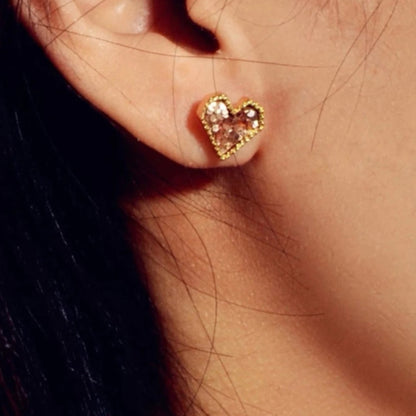 Love at First Sparkle: Dazzling Pink Heart Earrings!