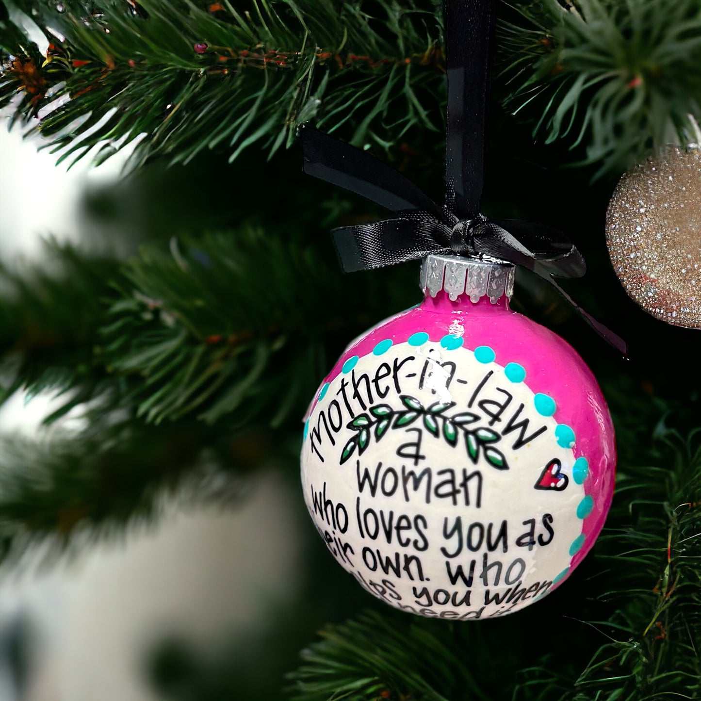 Heartfelt Mother-in-Law Christmas Ornament – Personalized & Hand-Painted Keepsake!