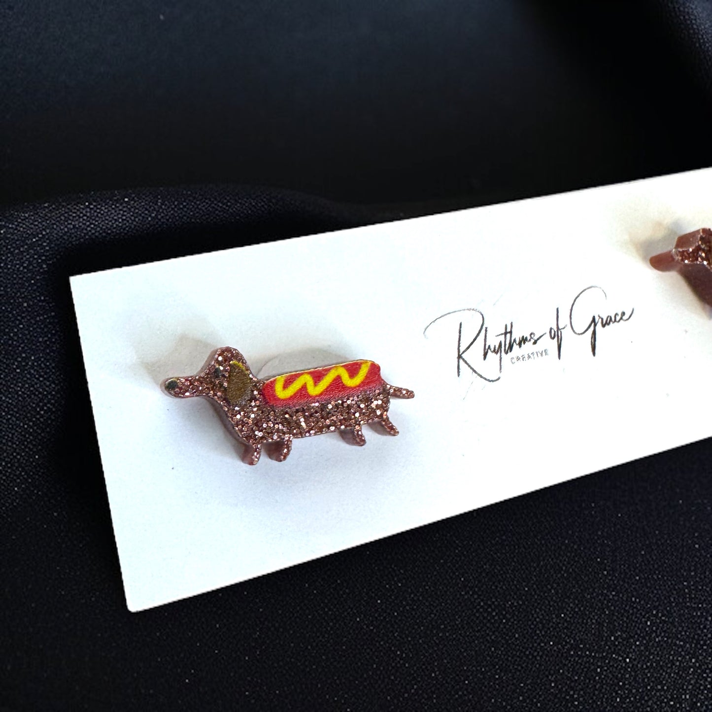 Dachshund Delight: Weenie Dog Stud Earrings! 🐾