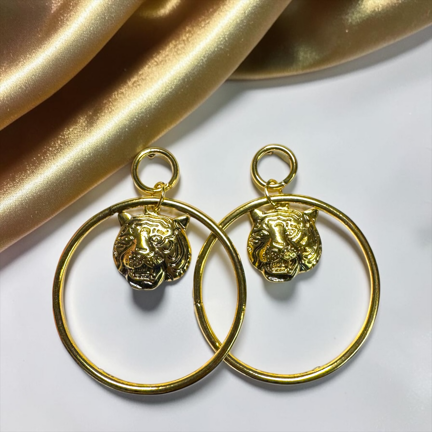 Roar into Style: Tiger Earrings Collection 🐅