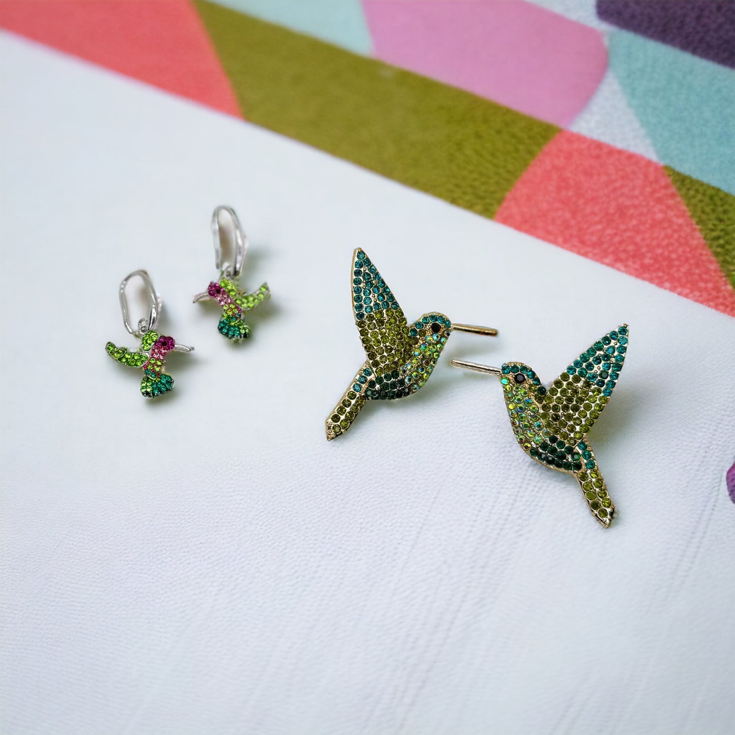 Sparkling Hummingbird Earrings - Nature's Artistry in Your Ears! 