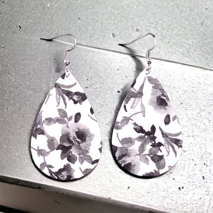 Bloom Into Style: Delicate Floral Teardrop Earrings!