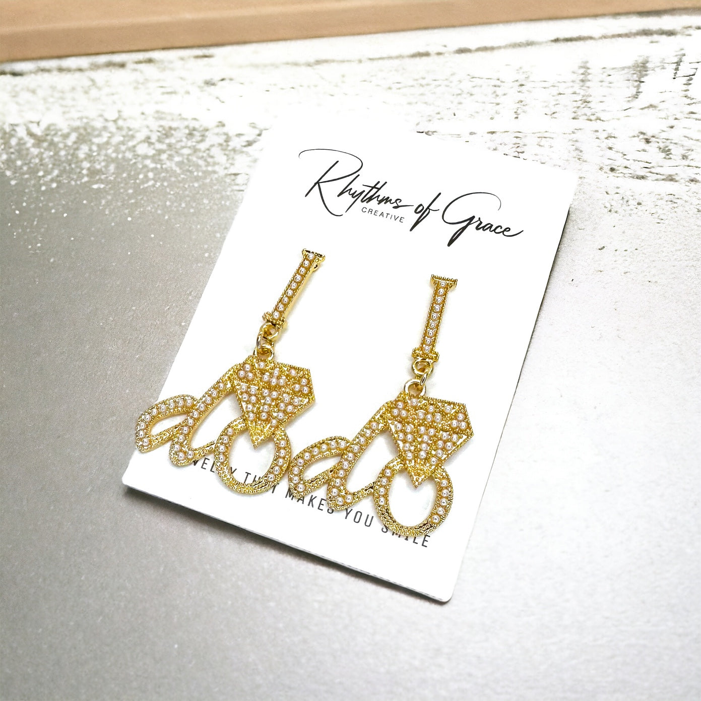 Sparkle & Shine with Our "I Do" Dangle Earrings 💍