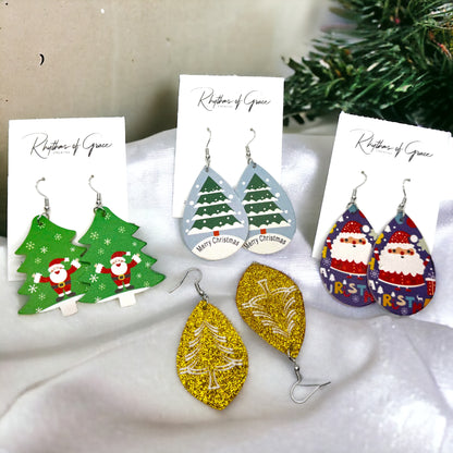 Dazzle in Holiday Spirit with Our Christmas Dangle Earrings! 🎄🎅✨