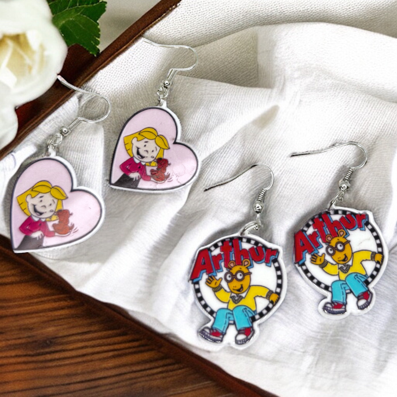 Retro Animated Character Earrings - Nostalgic '90s Cartoon-Inspired Fashion, Librarian