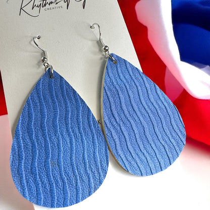 Teardrop Treasures: Red & Blue Faux Leather Dangle Earrings for Ultimate Style!